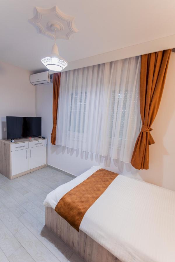 City Hotel Ferizaj Exterior foto