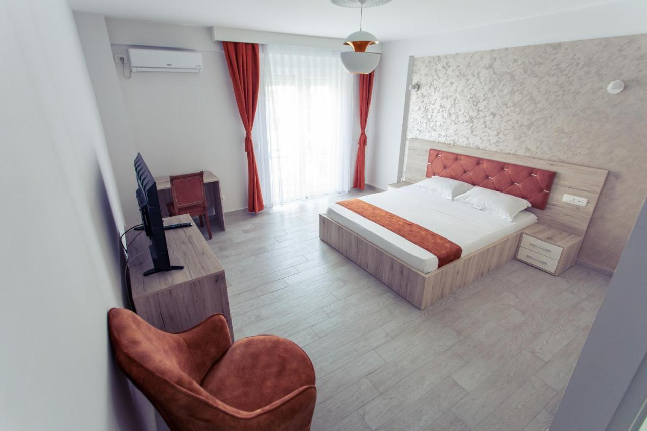 City Hotel Ferizaj Exterior foto